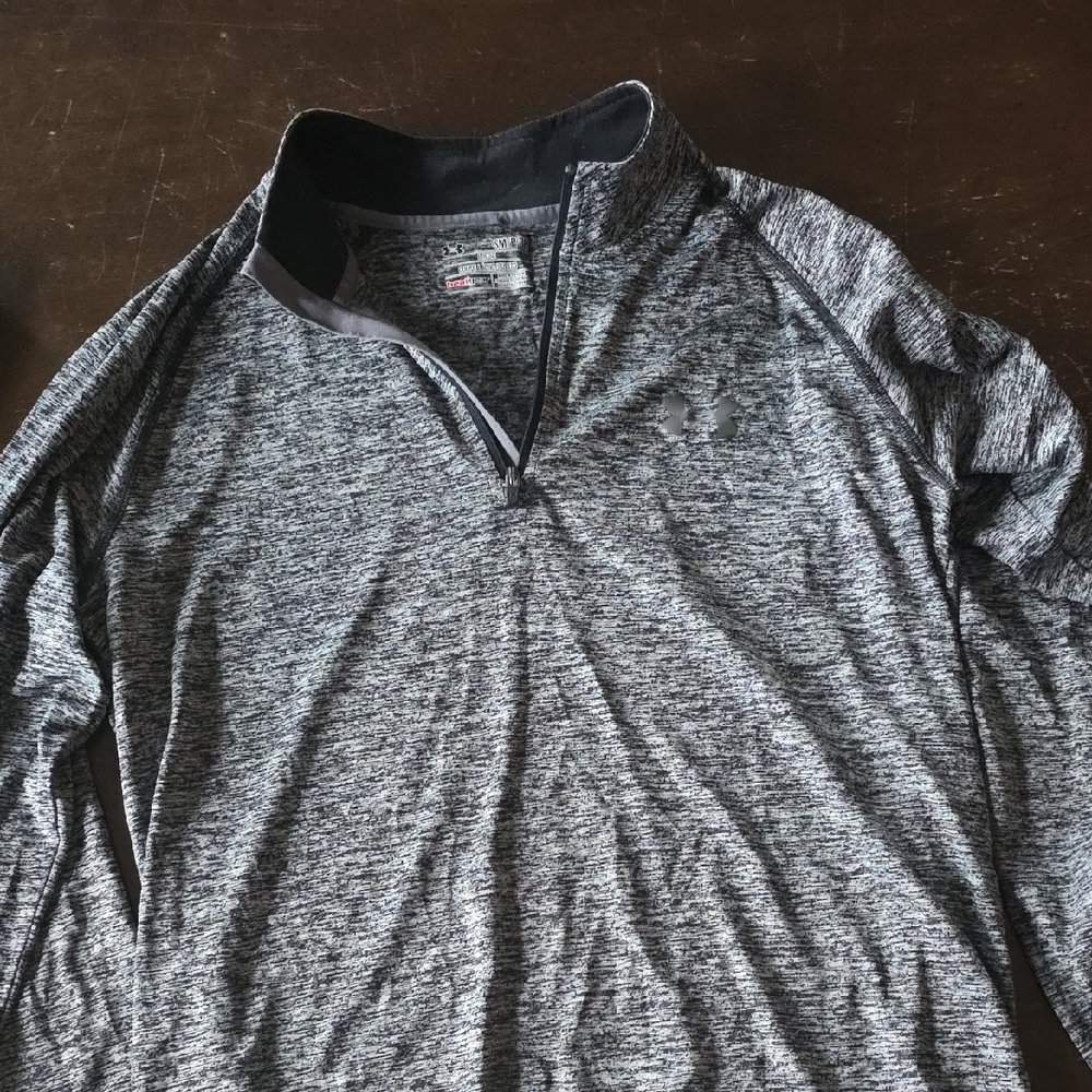 Under Armour Heathered Gray Half-Zip Top